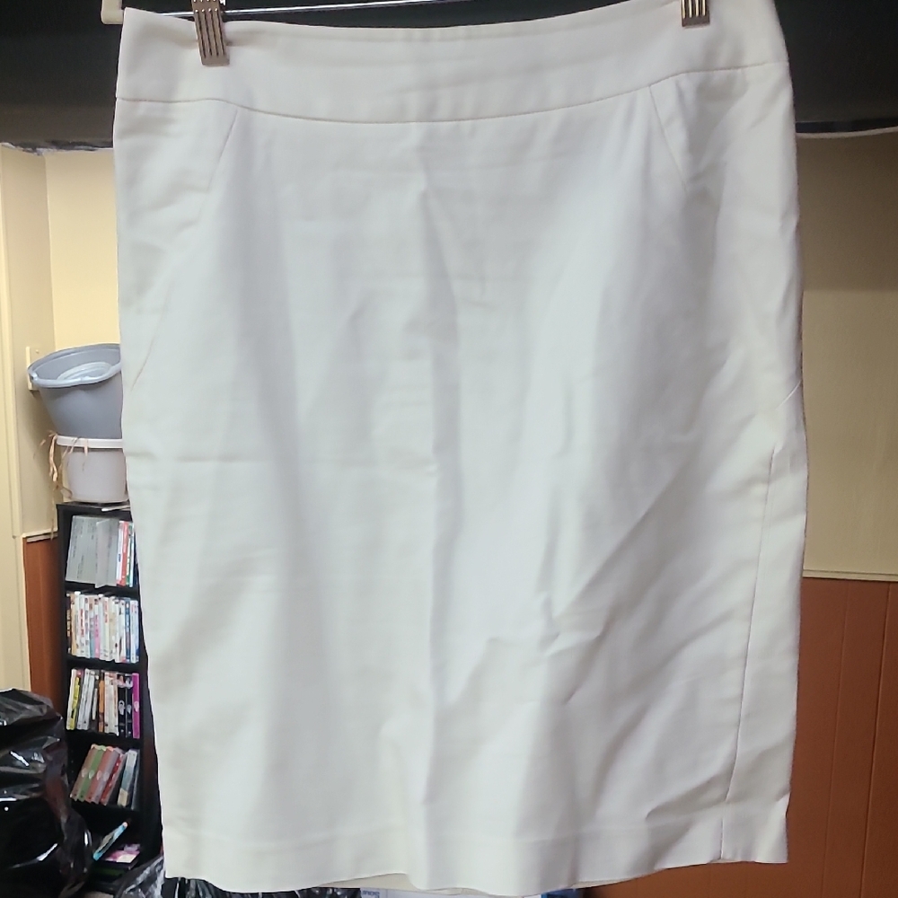 Grace Elements White Knee-Length Pencil Skirt